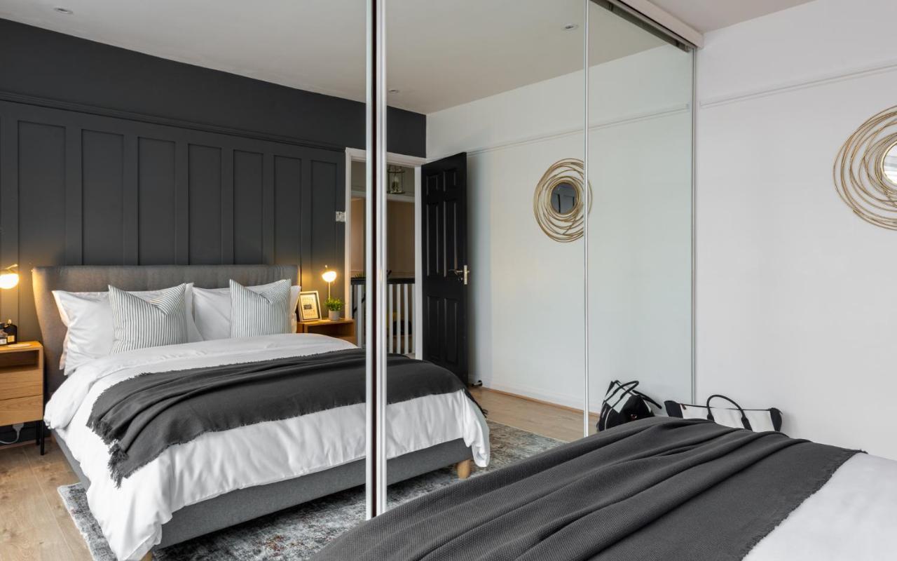 Large Luxury Solihull House - The Residence - Close To Nec - Sleeps 9 Екстер'єр фото