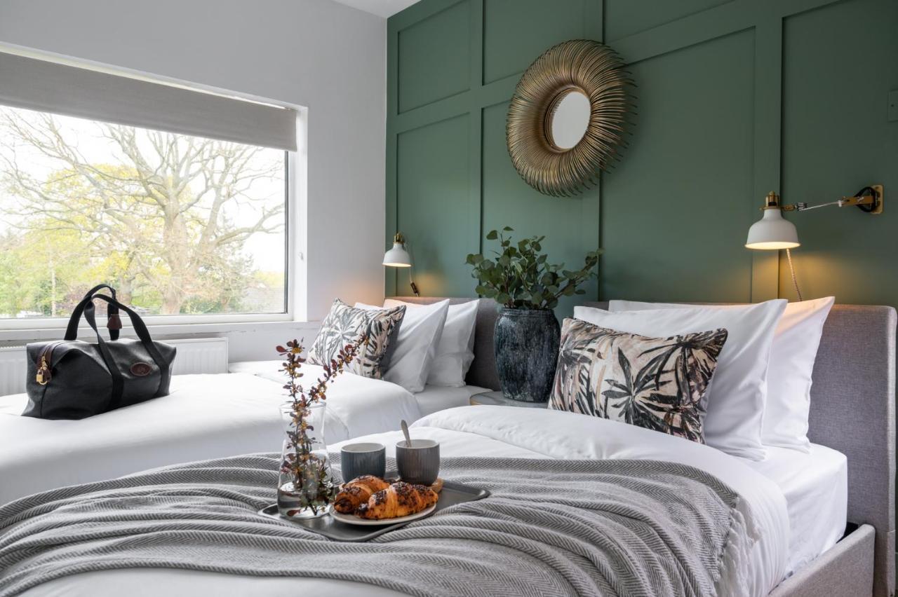 Large Luxury Solihull House - The Residence - Close To Nec - Sleeps 9 Екстер'єр фото
