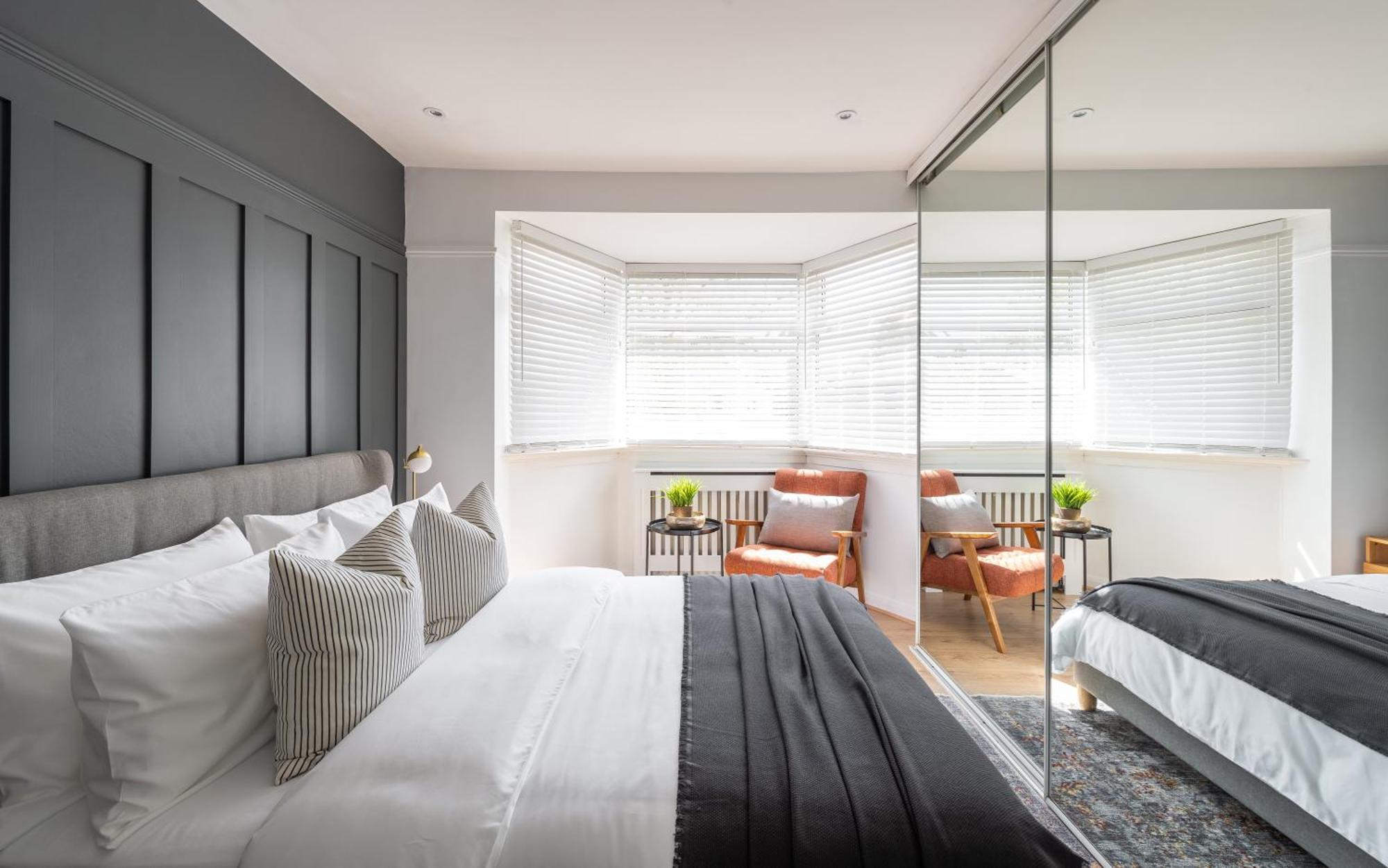 Large Luxury Solihull House - The Residence - Close To Nec - Sleeps 9 Екстер'єр фото